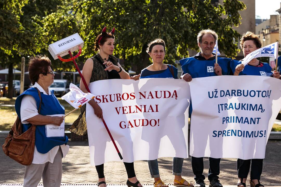 Profesinių sąjungų protestas prie Seimo