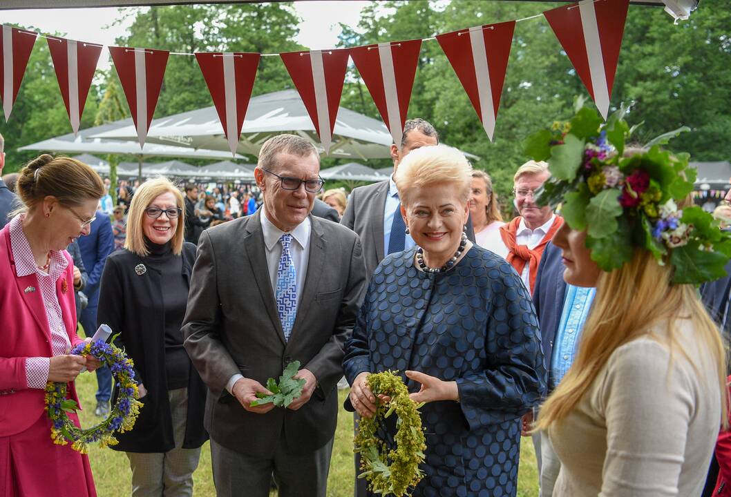 D. Grybauskaitė dalyvavo Vidurvasario šventėje