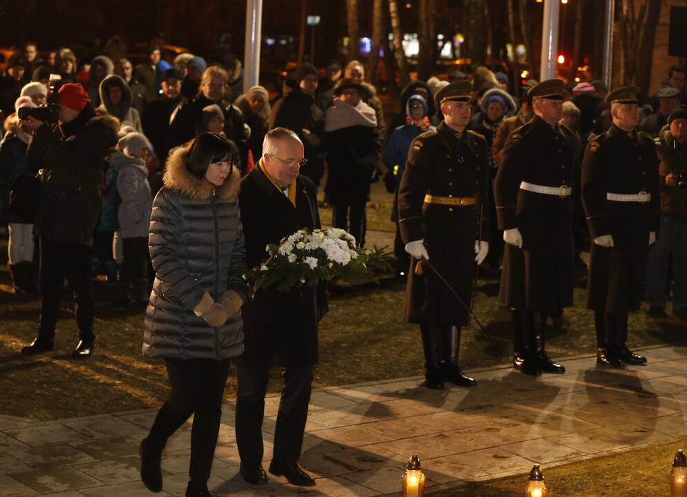 Vilniuje suliepsnojo atminimo laužai