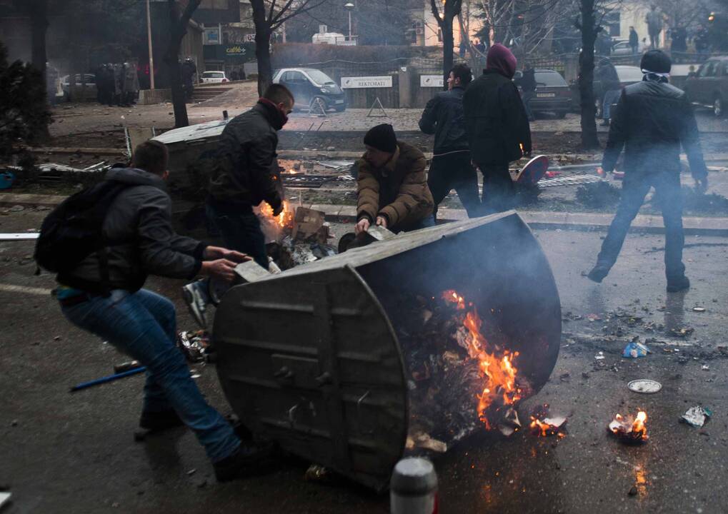 Riaušės Kosove