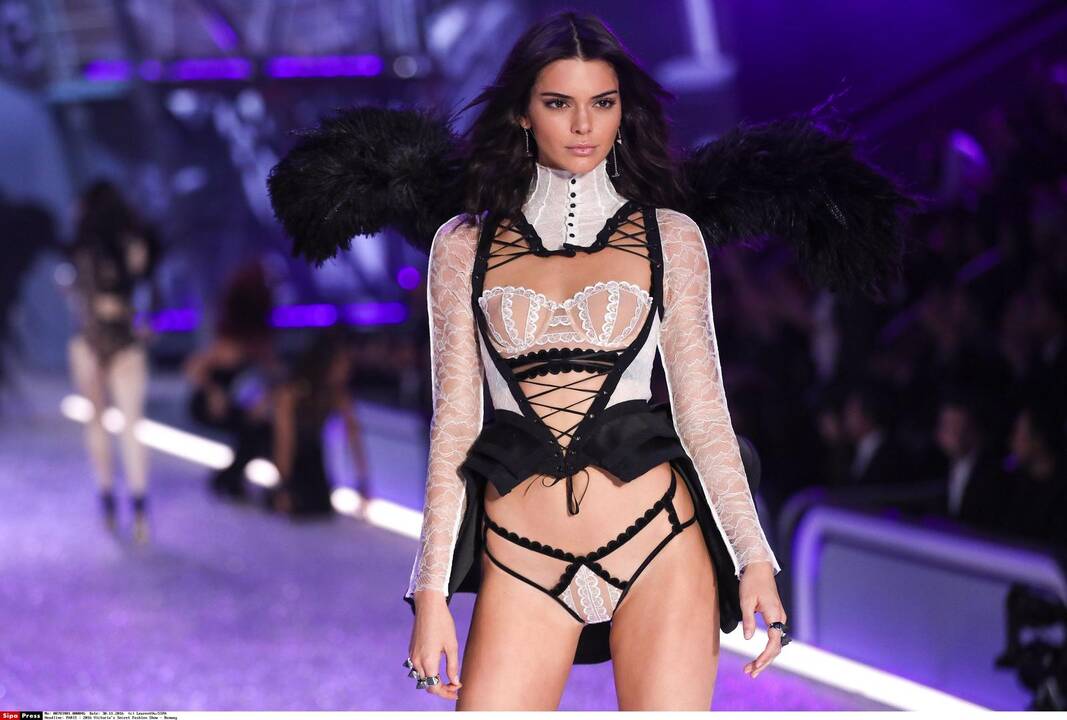 „Victoria's Secret“ šou Paryžiuje