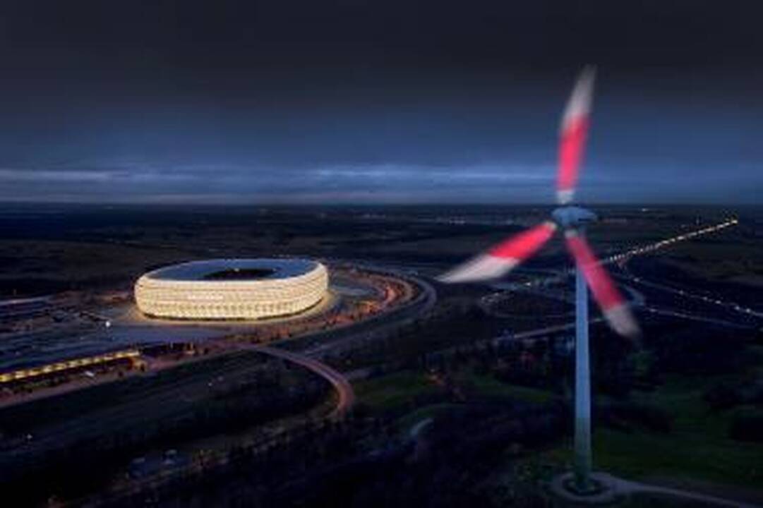 „Siemens“ įžiebė didžiausią pasaulyje besisukančią Kalėdų žvaigždę