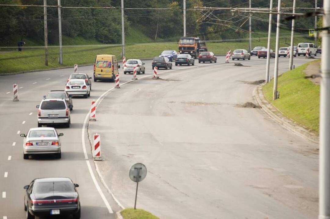 Nuokalnės    gatvėje vėl verda    remonto      darbai