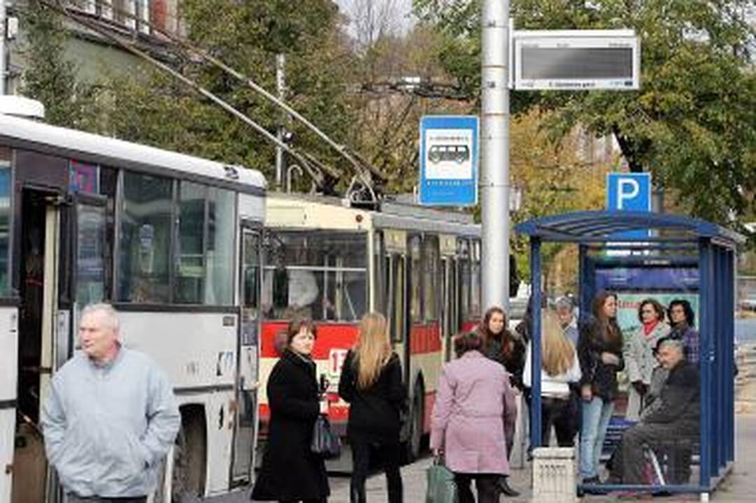 Pradėjo veikti transporto informacinės švieslentės