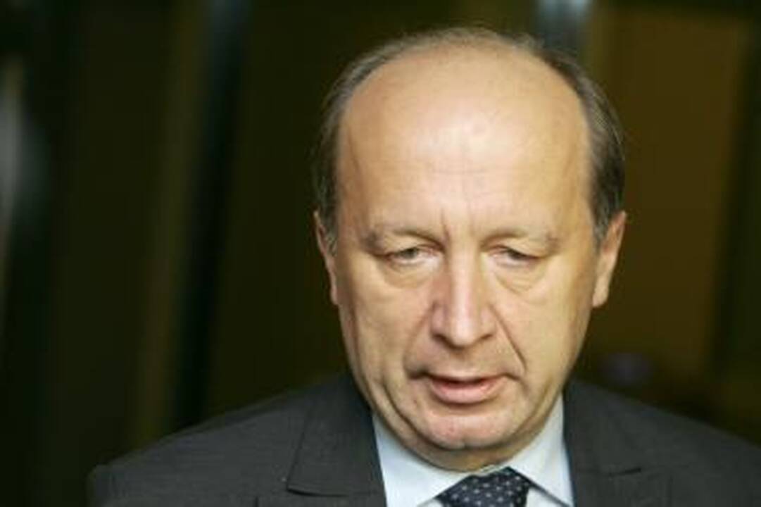 A.Kubilius norėtų parlamentinio tyrimo aiškinantis krizės priežastis