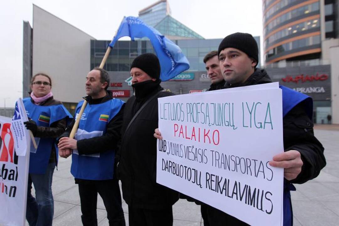 Vilniaus vairuotojai ir jų bičiuliai priešinasi bandymams nutildyti