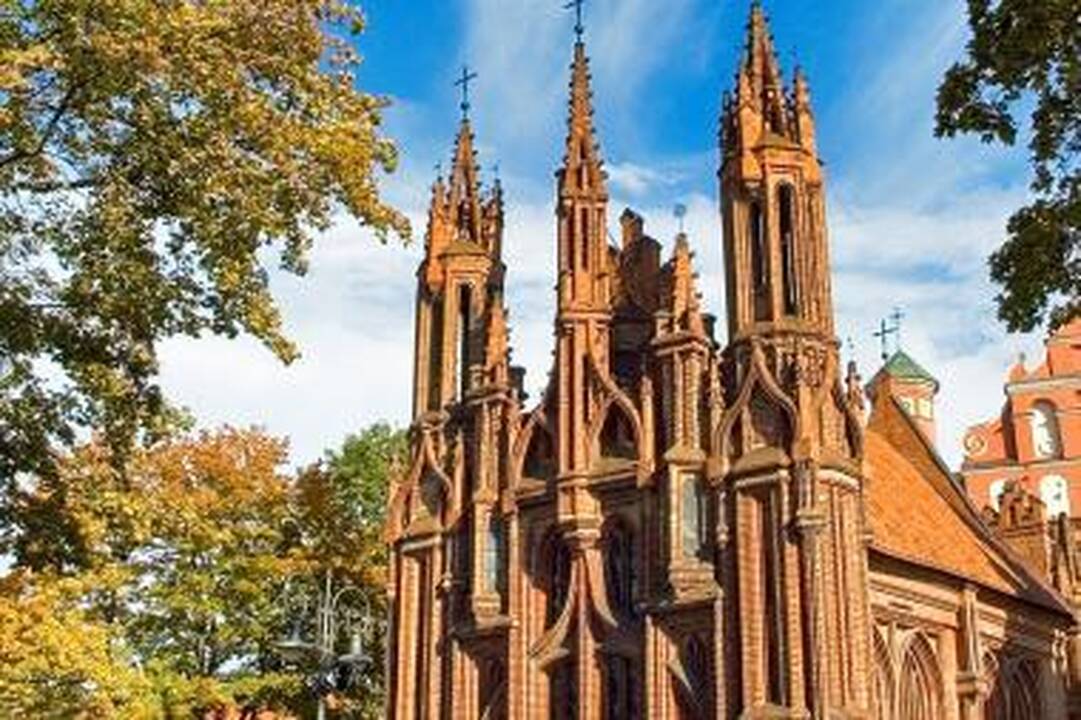 Pradedama Šv. Onos bažnyčios restauracija