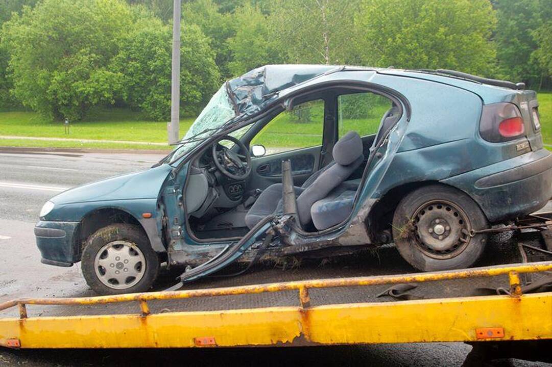 Automobilių draudimas neapsaugo vairuotojų piniginės 