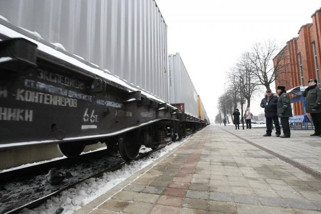 Traukinys „Saulė“ iš Klaipėdos išriedėjo į Kazachstaną