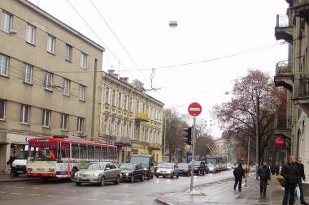 Troleibusas paralyžiavo eismą Vilniaus centre