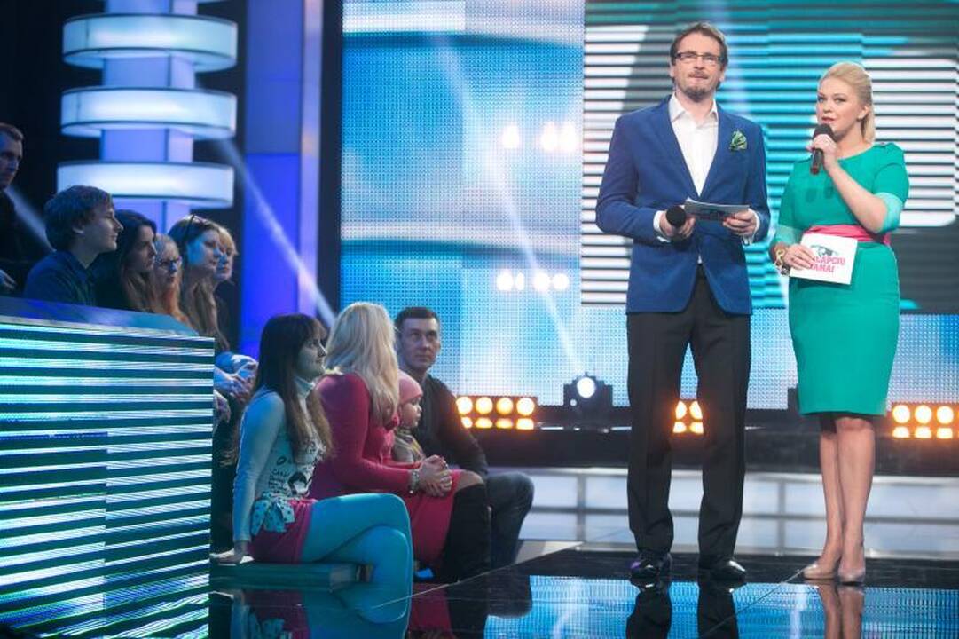 Tiesioginiame „Paslapčių namų“ savaitės finale – piršlybos