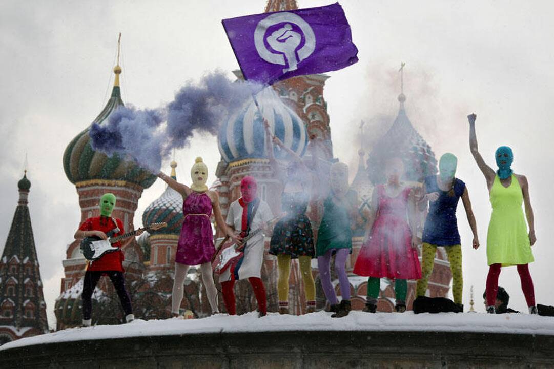 Paleista „Pussy Riot“ narė: su mumis dar nebaigta!