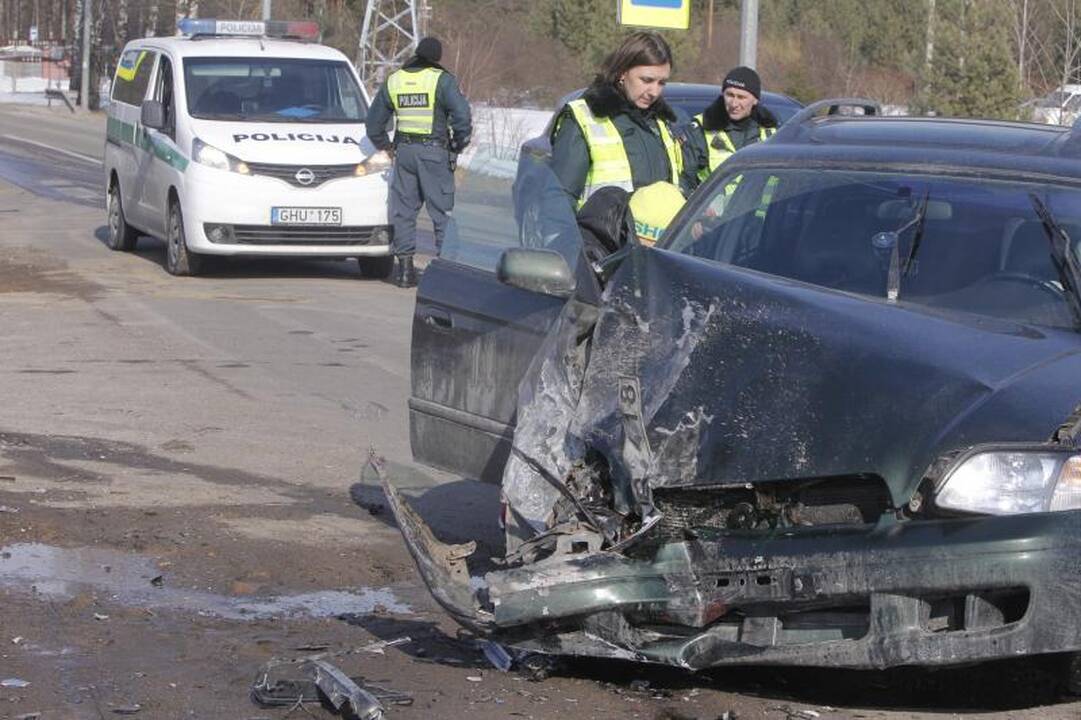Per avariją Vilniaus pakraštyje sužalotas vaikas 