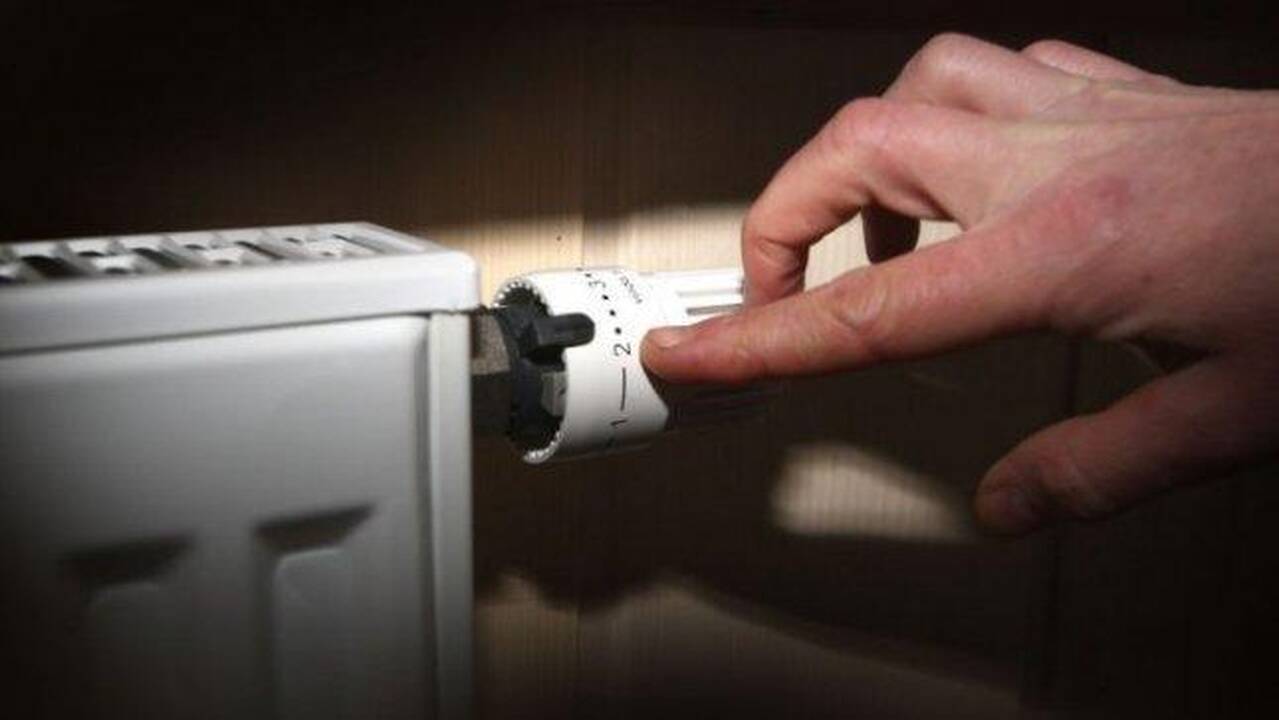 Radiatoriai sostinėje kais dar bent savaitę
