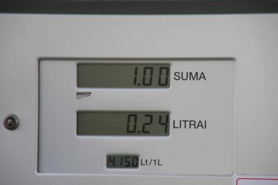 Protestuojančių vairuotojų kolona nusidriekė Klaipėdos gatvėmis