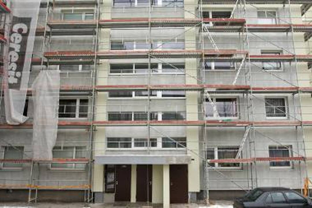 Reikalaujama ilginti garantiją renovacijos darbams
