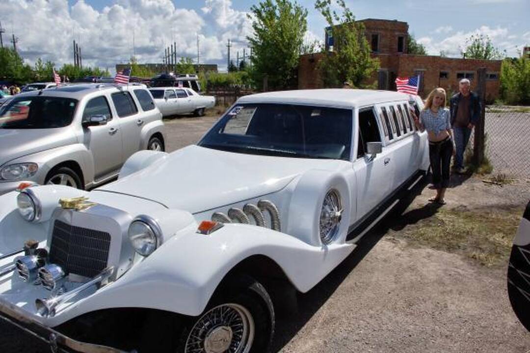 Palangoje rinksis amerikietiškų automobilių mėgėjai (programa)
