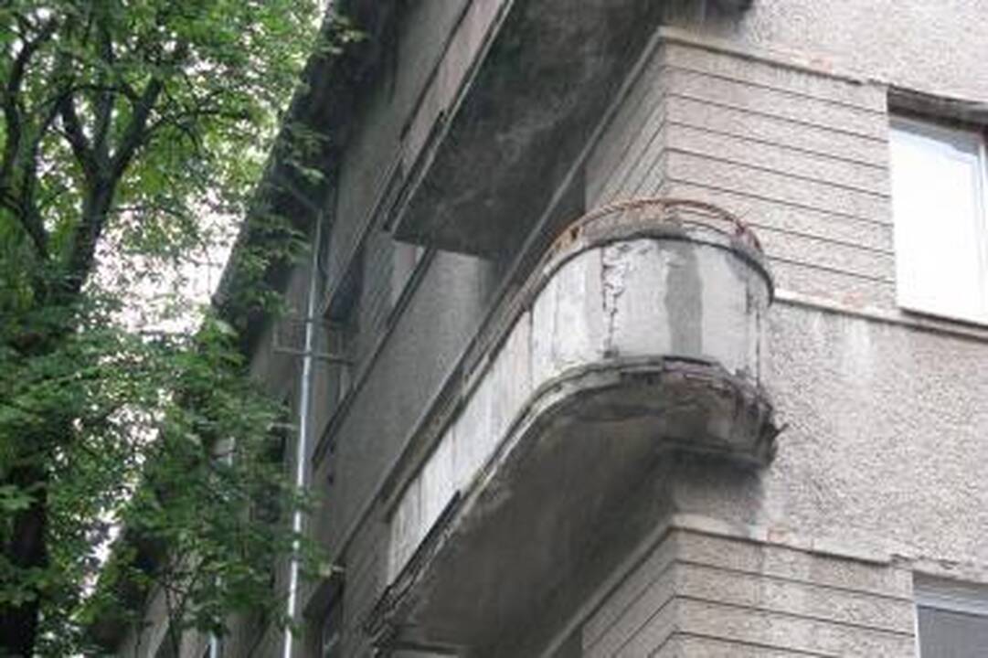 Tragiška ir apgalėtina Kauno balkonų būklė