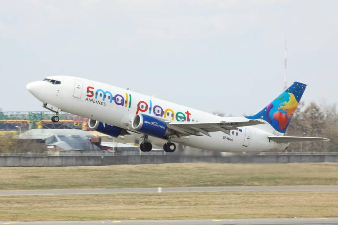 Lietuviškoji „Small Planet Airlines“ dvigubina pajamas