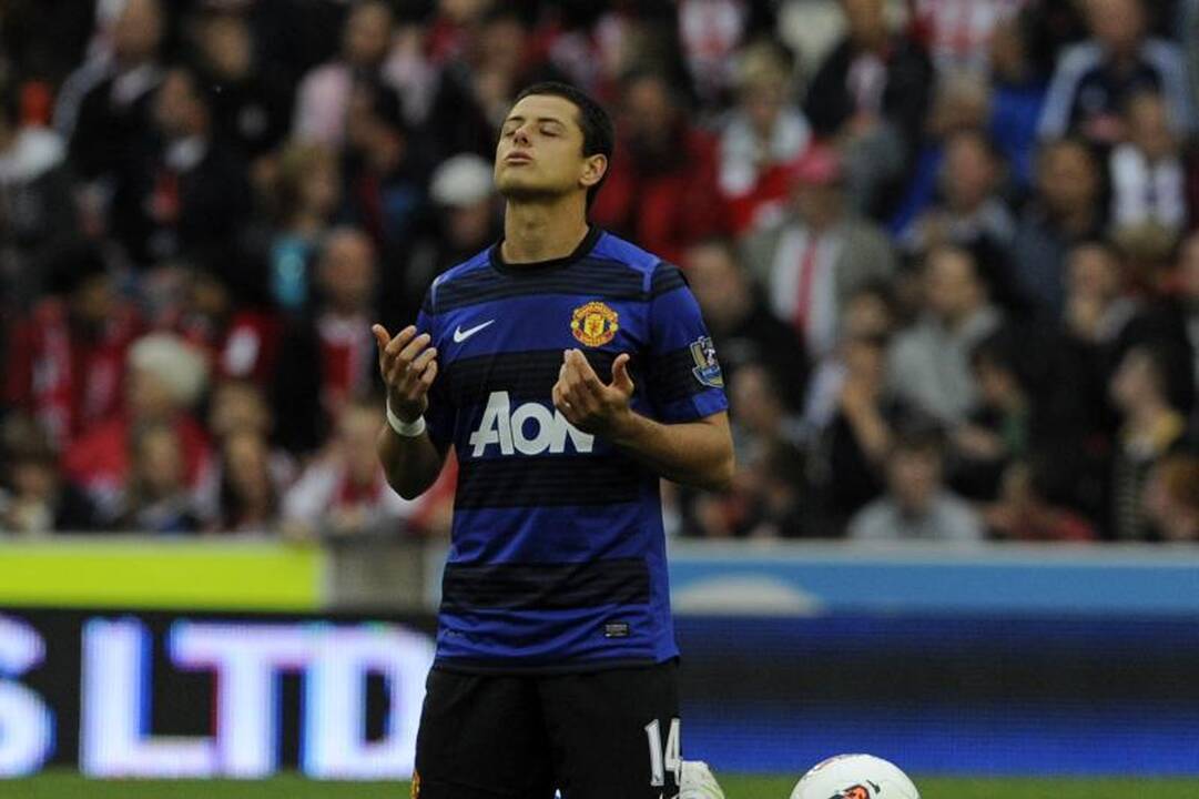 „Chicharito“ lieka Mančesterio komandoje