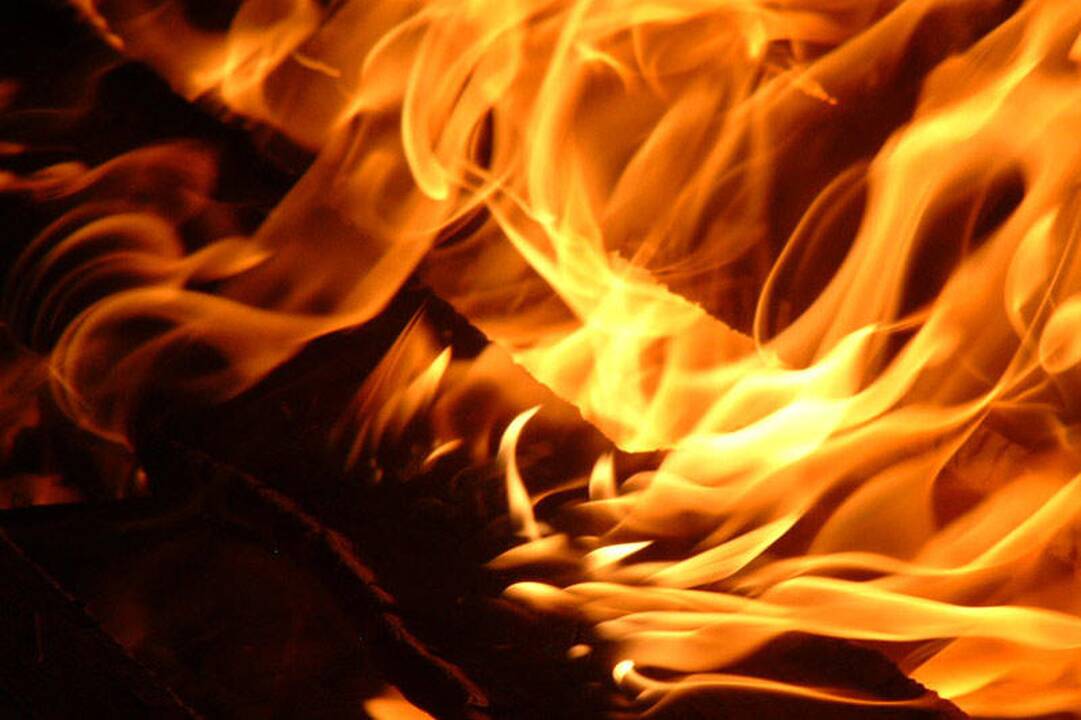 Kinijoje per sprogimą akmens anglių kasykloje žuvo dešimt žmonių