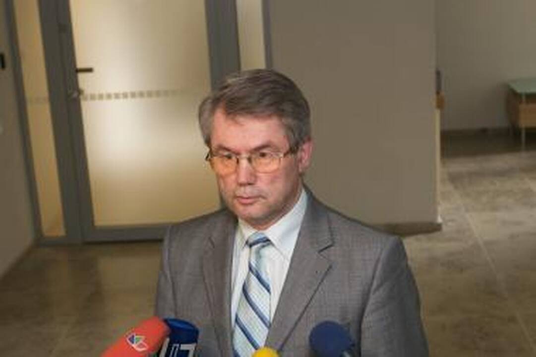 Teismui nepavyksta pradėti nagrinėti V.Muntiano bylos