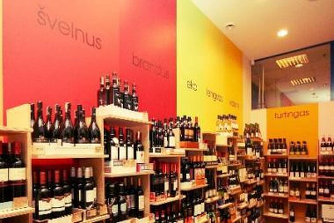 Vilniuje – „kitokia” vyno krautuvė „Wine 9“