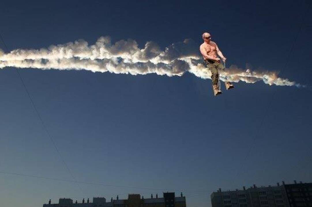 Internete - Čeliabinsko meteorito „meme'ų“ sprogimas (foto)