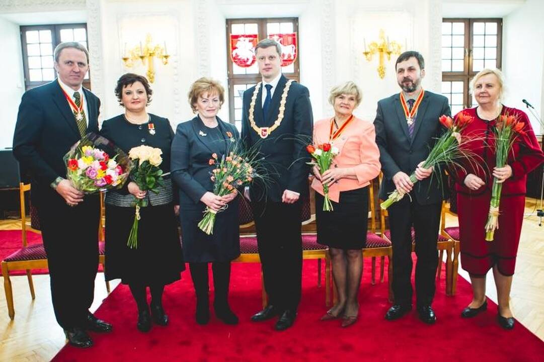 Kaunui nusipelniusiems žmonėms – Santakos garbės ženklai