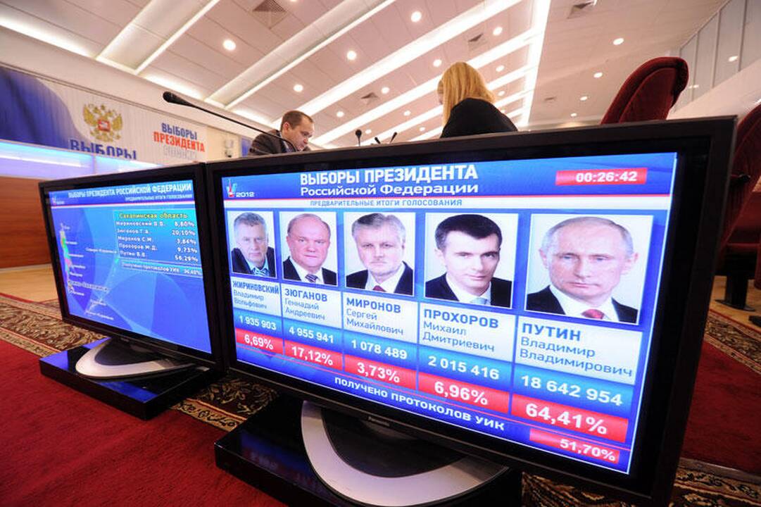 Rusijoje suskaičiavus 100 proc. balsų, V.Putinui teko 63,6 proc.