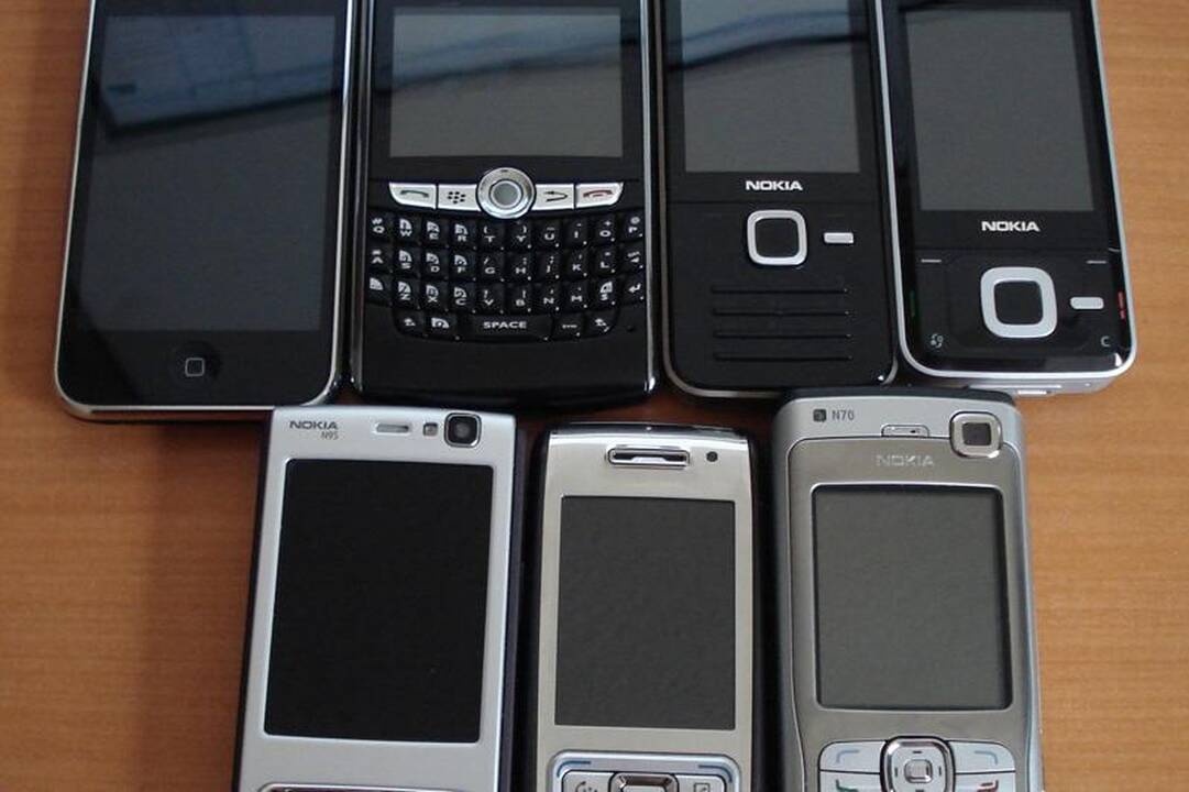 Dvylika lengviausiai pažeidžiamų išmaniųjų telefonų