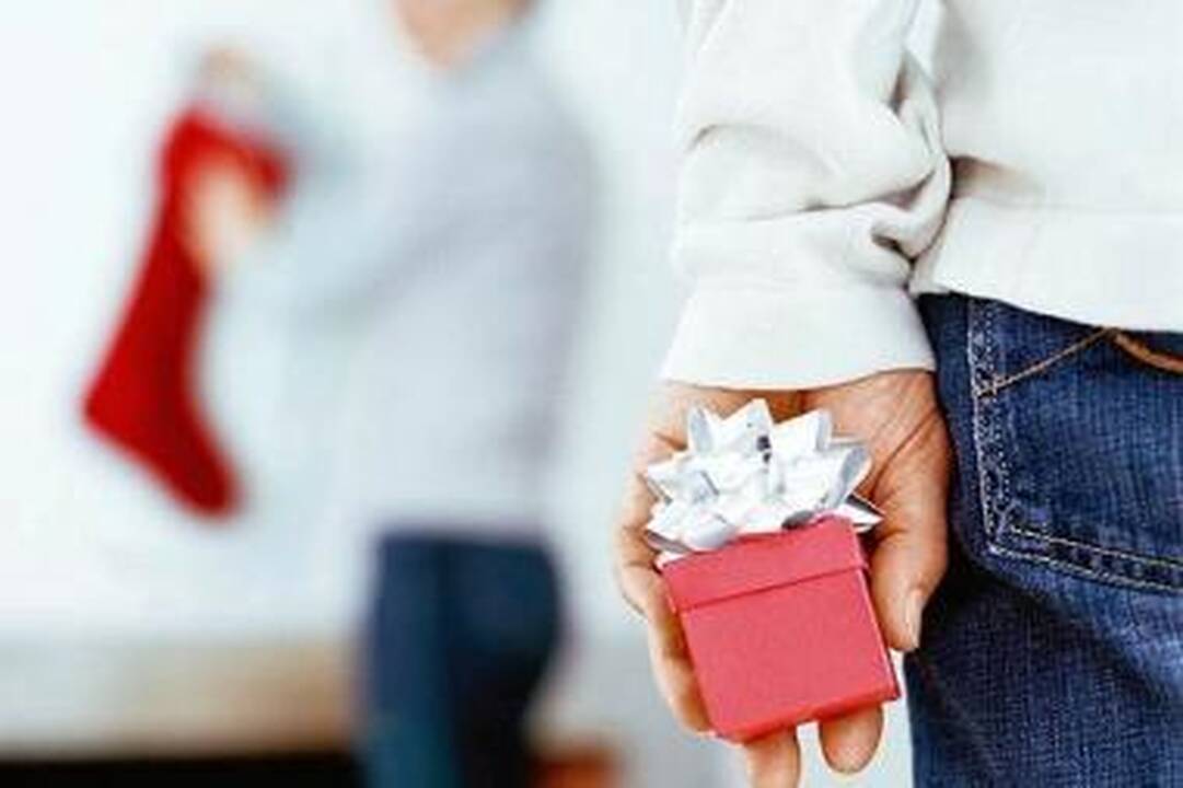 Savivaldybėms valdininkams – nurodymai, kaip elgtis, kai siūloma dovana