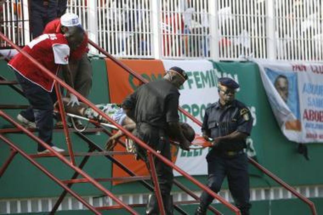 Per spūstį stadione žuvo 22 žmonės