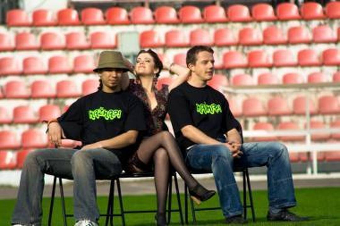 Kokteilių bare "BarBar'a" - šventė su grupe "Skamp"!