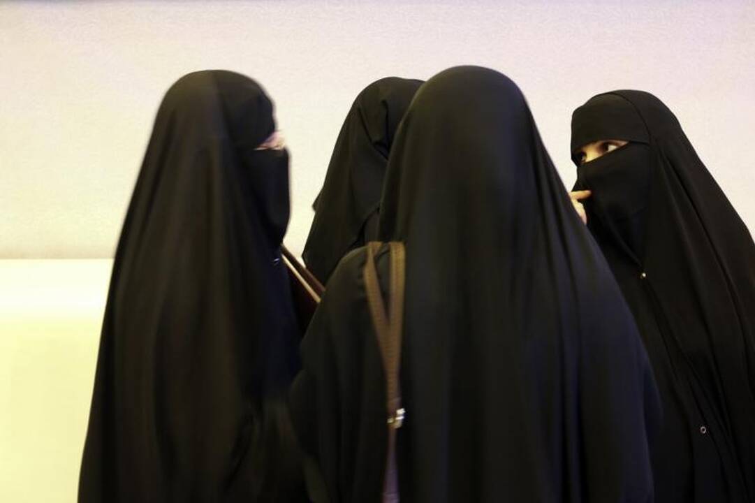 Mirė tėvo išprievartauta ir ilgai kankinta 5-metė