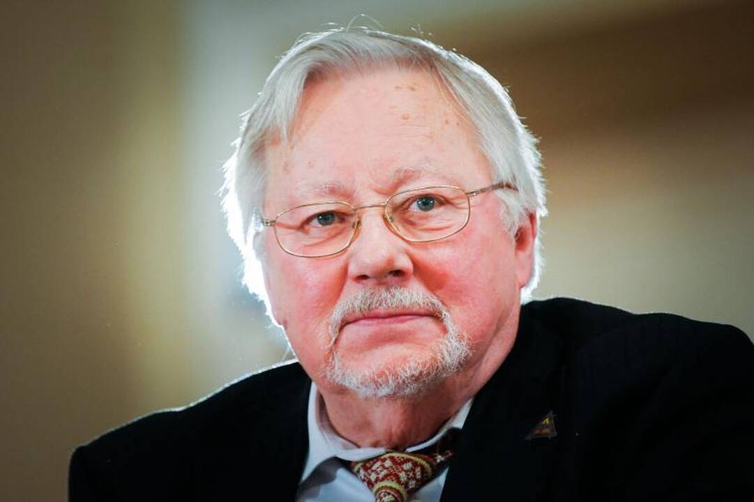 V. Landsbergis ragina susimąstyti apie giluminę tautos gyvenimo prasmę