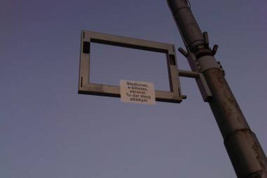 Švieslenčių rėmai – kasdienis tyčiojimasis iš vilniečių?