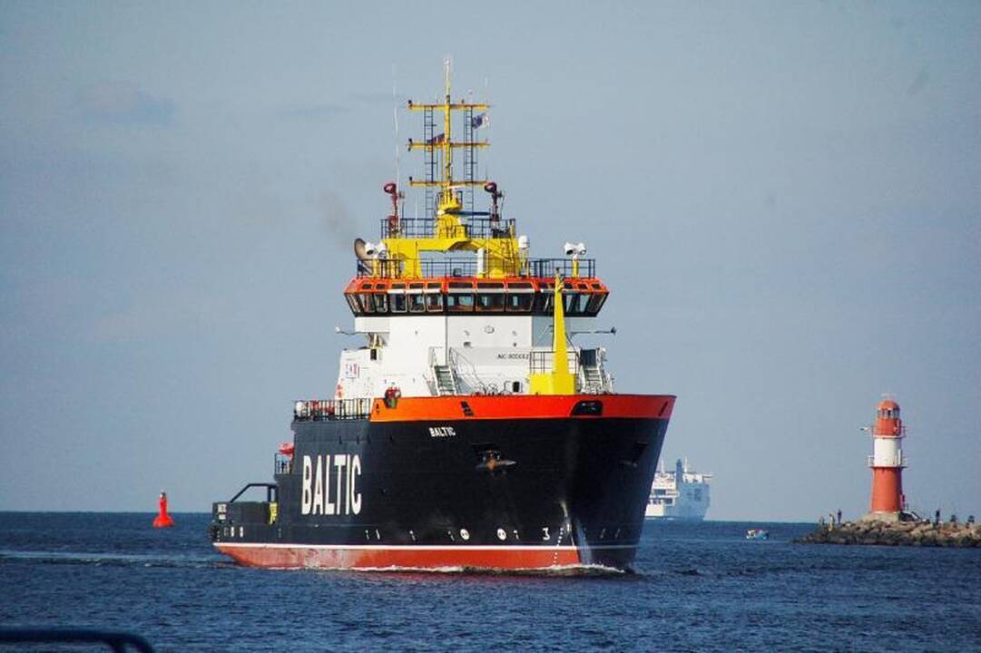 Indonezijoje nuskendus laivui dingo 58 žmonės