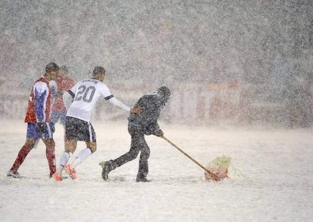 Gamtos anomalijos: Kosta Rika reikalauja peržaisti rungtynes