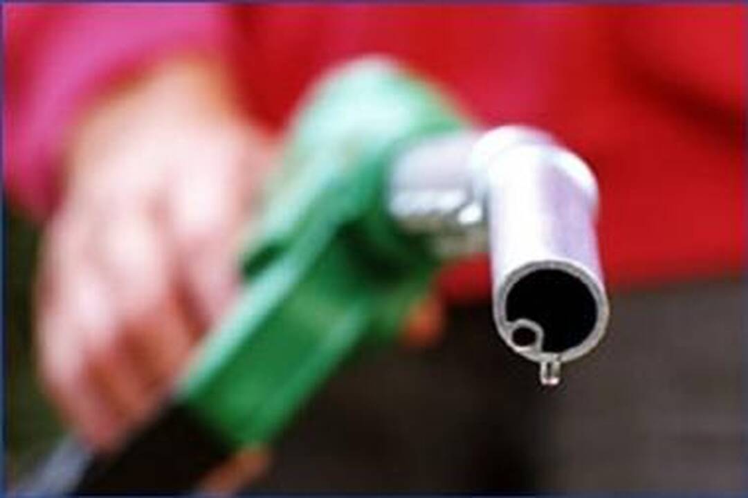 Brangstantis benzinas: kokius tai sukelia padarinius? (papildyta)