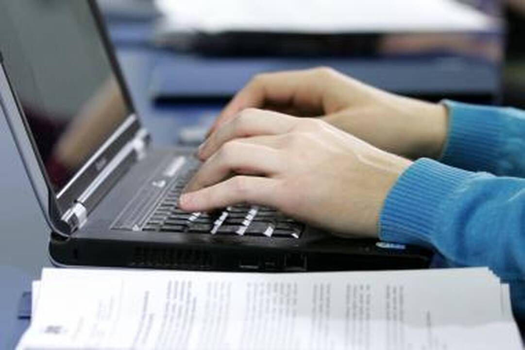 Kaip susigrąžinti dalį už kompiuterį sumokėtų mokesčių? 