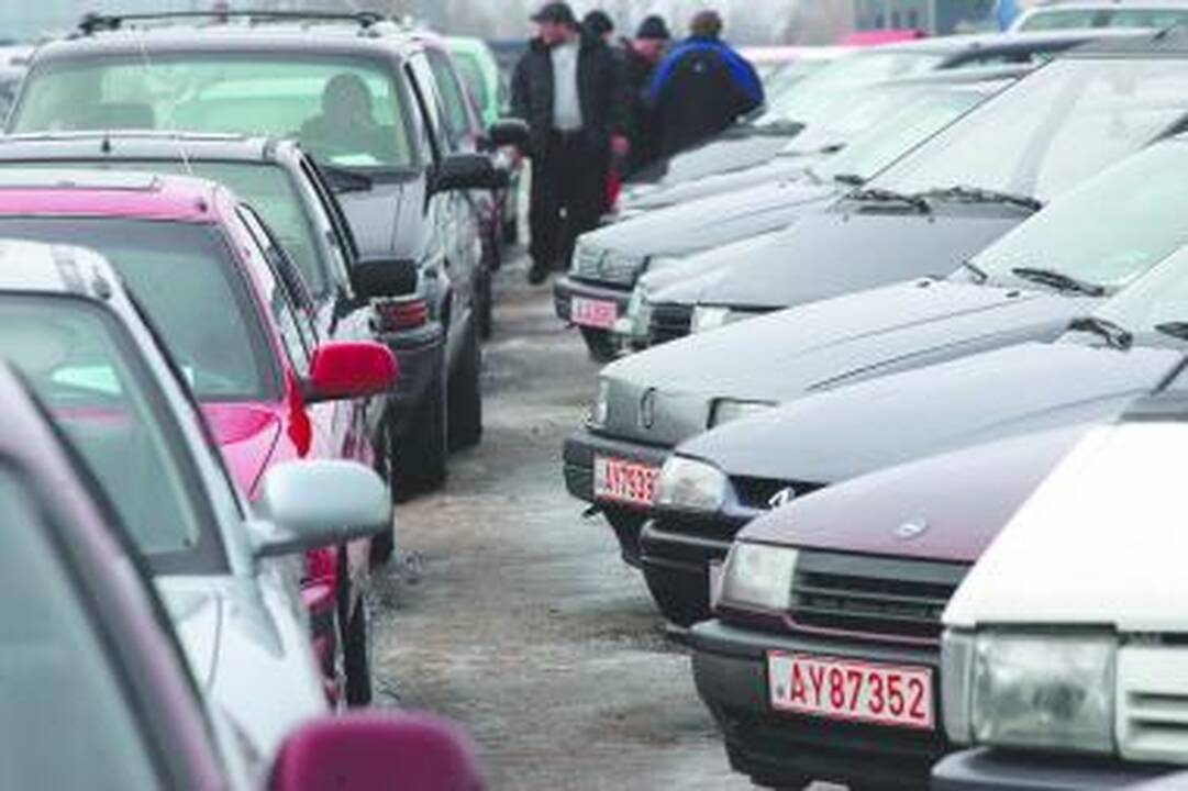 Automobilių turgus internete - užuovėja sukčiams