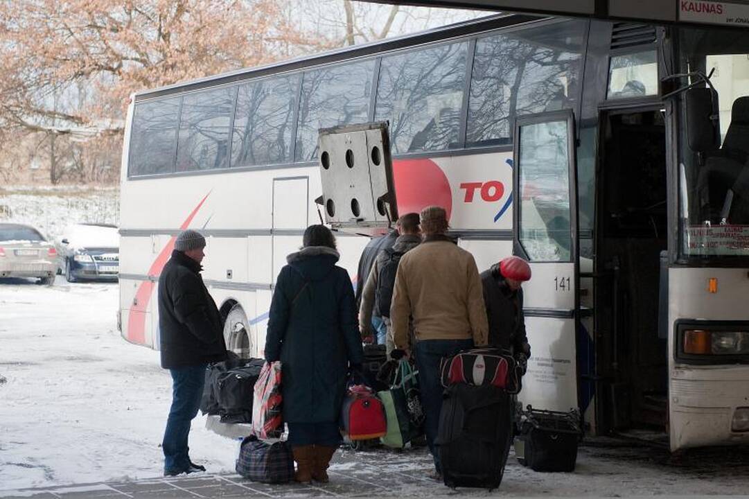 Ilgesnėms kelionėms autobusu - naujas reglamentas dėl keleivių teisių