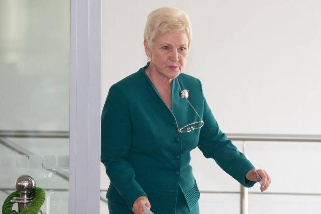 Ragina bausti Baltarusijai informaciją suteikusius tarnautojus
