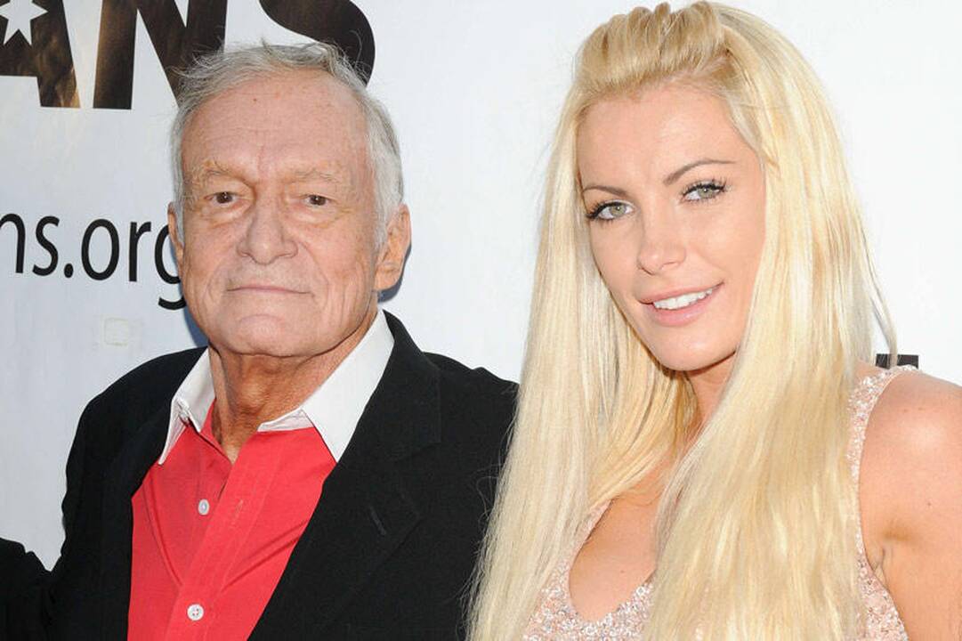 Hugh Hefneris buvusiai sužadėtinei leido pasilikti prabangų žiedą