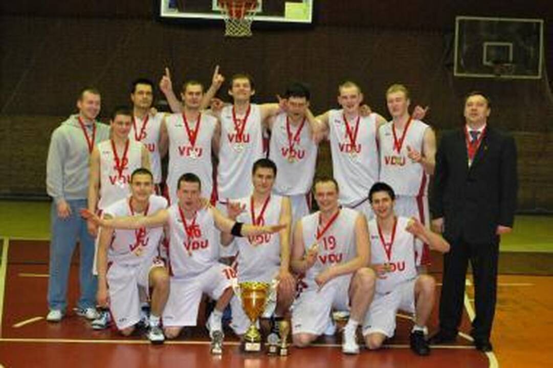 A diviziono čempionai - VDU krepšininkai