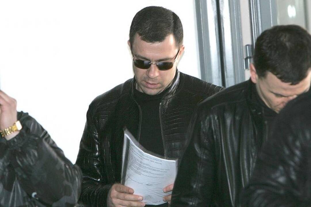 Centre – "Agurkinių" gaujos lyderis Saulius Velečka