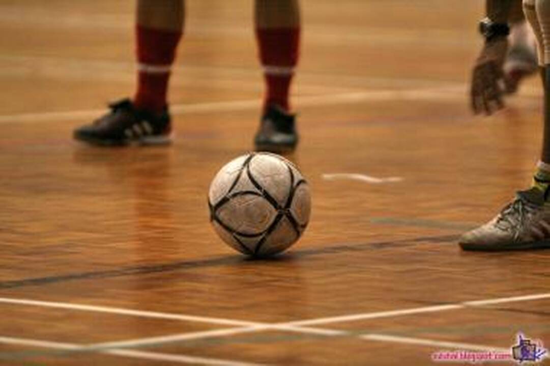 Salės futbolo lyderiai šventė pergalę