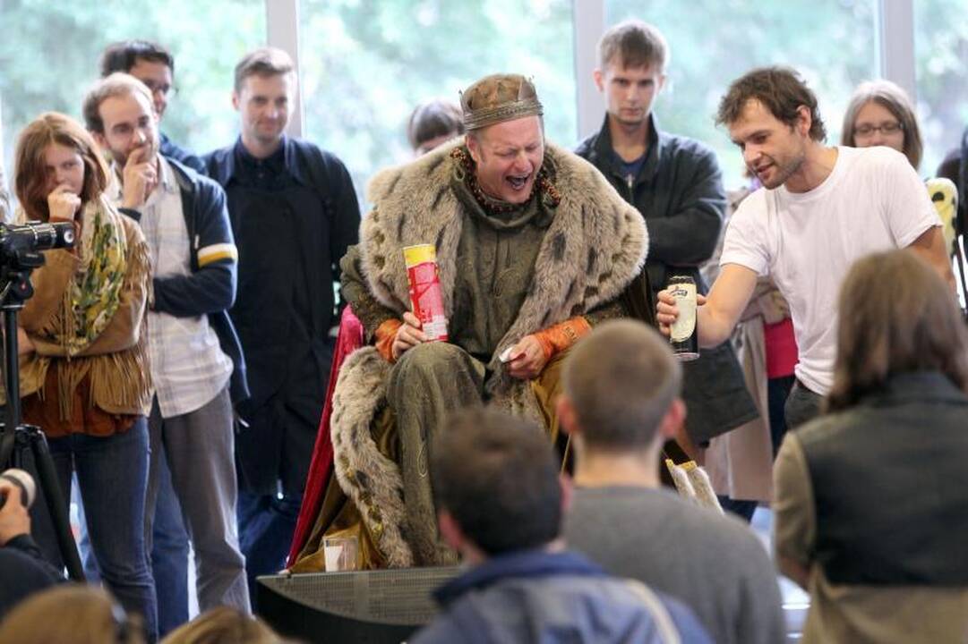 Mindaugo trienalėje - šių dienų karalius Mindė 