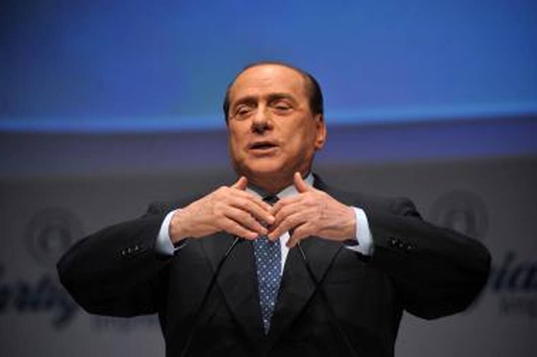 S.Berlusconi laimėjo lemiamą balsavimą dėl pasitikėjimo vyriausybe